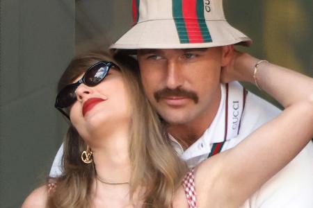 Für immer: Travis Kelce schwärmt von Verlobung mit Taylor Swift Für immer: Travis Kelce schwärmt von Verlobung mit Taylor Swift