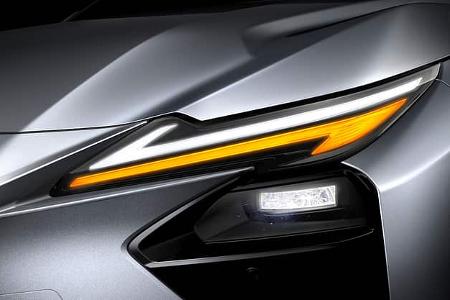 Lexus ES 2025