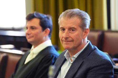 Stephan Hensel, der Ex-Mann von Christina Block, schildert als Zeuge vor dem Landgericht Hamburg Details der Kindesentführung in der Silvesternacht 2023/24.
