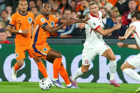 Bei Lewandowski-Comeback: Polen erkämpft Remis gegen Oranje Bei Lewandowski-Comeback: Polen erkämpft Remis gegen Oranje