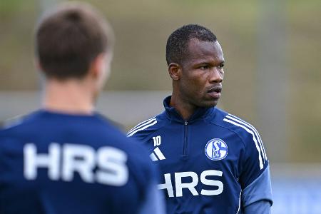 Schalke: Ba wechselt nach Polen Schalke: Ba wechselt nach Polen