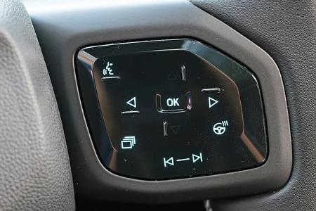 Ford Explorer, Lenkradtasten