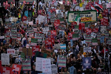 Schon in mehreren Städten hat Trumps aggressiver Politikstil Proteste ausgelöst.
