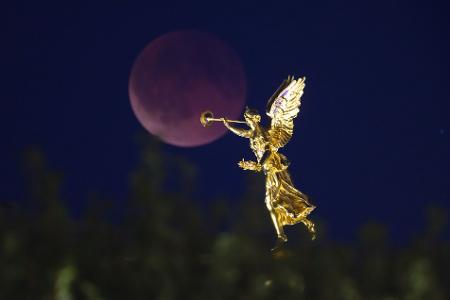 Eine Mondfinsternis kann es nur bei Vollmond geben.