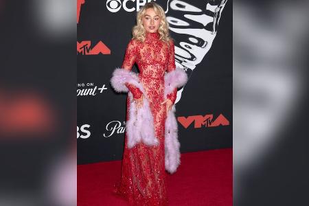 Sabrina Carpenter: Ihr durchsichtiges VMA-Kleid ist ein echter Hit