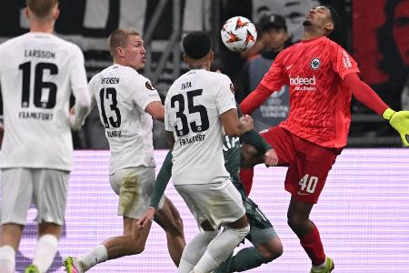 Santos wieder fit - und gleich Frankfurts Nummer eins?