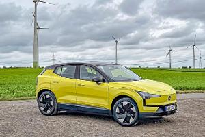 Volvo EX30 Twin Performance