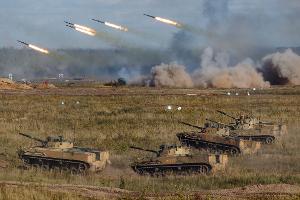 Am Sapad-Manöver 2021 waren 200 000 Soldaten aus Russland und Belarus beteiligt. (Archivbild)