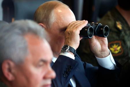 Beim vorigen Manöver 2021 verlegte Russland Truppen für den späteren Angriff auf die Ukraine. (Archivbild)