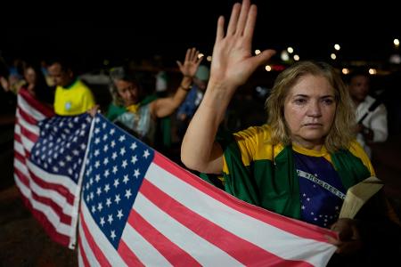 Bolsonaro wird zu mehr als 27 Jahren Haft verurteilt. 