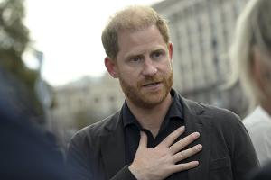 Prinz Harry richtet in Kiew eindringlichen Appell an Soldaten