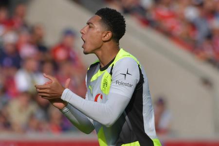 Jobe Bellingham (ab 65.) - Note: 2,0 - Kam in der 65. Minute für Adeyemi in die Partie und zeigte durchaus gute Ansätze. Schaltete sich schnell in die Offensive ein und suchte immer wieder seine Mitspieler.