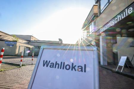 Bis 18.00 Uhr können die Wahlberechtigten in NRW ihre Stimmen abgeben.