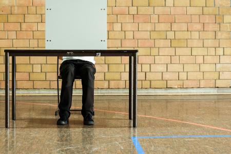 Wahlen in NRW haben immer ein besonderes Gewicht - immerhin können hier selbst auf kommunaler Ebene fast 14 Millionen Bürger abstimmen. 
