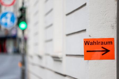 Wahlen in Nordrhein-Westfalen werden stets mit besonders großer Spannung beobachtet: Wie verschieben sich die Gewichte zwischen den Parteien? 