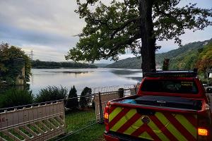 Einsatz am Schloss Niedernhof am frühen Morgen