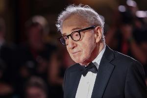 Regie-Legende Woody Allen bereut seine wiederholten Abendessen im Hause von Jeffrey Epstein nicht. (Archivbild)