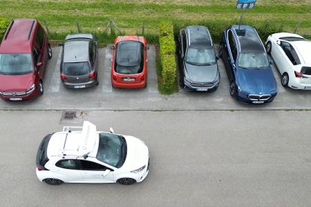 In Heidelberg sollen ertappte Parksünder allerdings zunächst kein Knöllchen bekommen - es geht der Stadt um die Akzeptanz des Scan-Autos. (Archivbild)