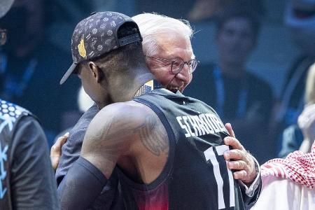 Triumph bei der EM: So feiern die Promis das deutsche Basketballteam