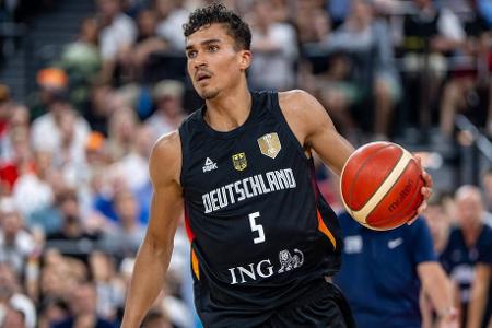 Tristan da Silva - Note: 1+ - Wirkte bei seinem ersten großen Turnier wie ein alter Hase. Traf 52,9 Prozent seiner Dreier (!). Sein Half-Court-Shot im Viertelfinale gegen Slowenien ist schon jetzt legendär. Im Halbfinale und Finale (jeweils 13 Punkte) mit großen Leistungen.
