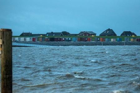 Eine Sturmflut wird an der deutschen Nordseeküste am Montag nicht erwartet.