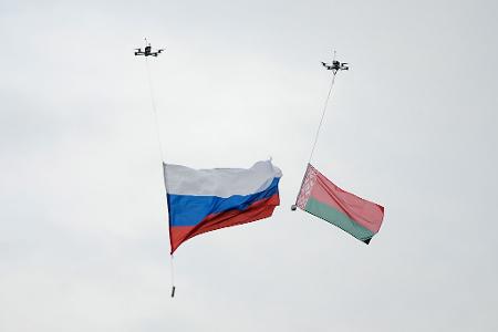 Die russische Armee kooperiert eng mit den Streitkräften von Belarus. 