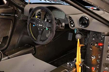 McLaren F1 GTR Long Tail