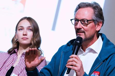 Der Kabarettist und Mediziner Eckart von Hirschhausen unterstützt das Projekt.