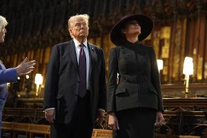 Donald Trump besucht letzte Ruhestätte von Queen Elizabeth II.