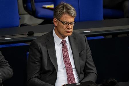 Der Bundesverkehrsminister muss den Ländern einiges erklären.