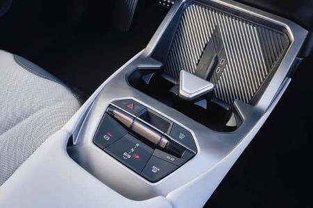 09/2025 Vergleich BMW X3 gegen BMW iX3