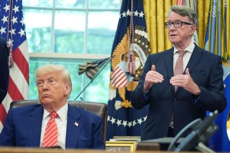 Trump und Mandelson im Oval Office. (Archivbild)