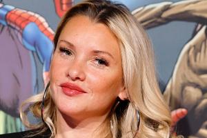 Evelyn Burdecki nach Baby-Kritik: "Es ist nicht zu spät für ein Kind"