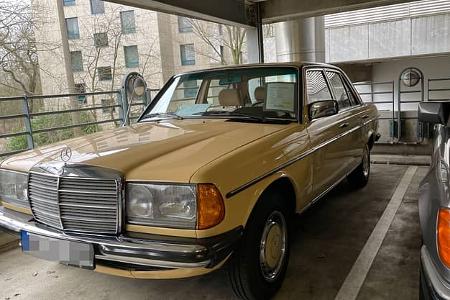 Mercedes W123 240D Bremen Classic Motorshow 2024 Parkhaus 