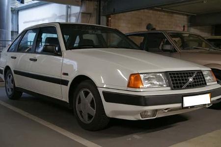 Volvo 400 GLT Bremen Classic Motorshow 2024 Parkhaus 