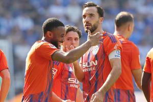 Doppelpack Karaman: Schalke siegt in Magdeburg