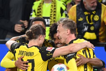 BVB vs. VfL Wolfsburg: Noten und Einzelkritik - Nach dem 4:4-Spektakel in der Champions League bei Juventus stand für Borussia Dortmund am Sonntag das Bundesliga-Heimspiel gegen den VfL Wolfsburg an. Dort brachte die Kovac-Elf besonders vor der Pause eine gute Leistung auf den Rasen und gewann am Ende hochverdient mit 1:0. Alle BVB-Stars in der Einzelkritik: BVB vs. VfL Wolfsburg: Noten und Einzelkritik - Nach dem 4:4-Spektakel in der Champions League bei Juventus stand für Borussia Dortmund am Sonntag das Bundesliga-Heimspiel gegen den VfL Wolfsburg an. Dort brachte die Kovac-Elf besonders vor der Pause eine gute Leistung auf den Rasen und gewann am Ende hochverdient mit 1:0. Alle BVB-Stars in der Einzelkritik: