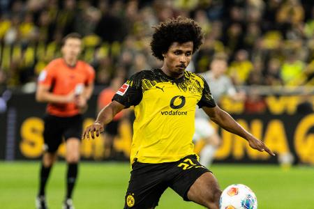 Karim Adeyemi (bis 77.) - Note: 2,0 - Strahlte unfassbare Überzeugung aus und suchte in fast jeder Szenen den direkten Weg zum Tor. Brachte den BVB mit einem Gewaltschuss in Führung. Agierte in der Rolle als Vorbereiter zwar teilweise etwas überhastet. Letztlich war er aber der Unterschiedsspieler an diesem Tag.
