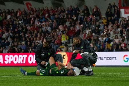 Sorgen um Popp: Wolfsburg rettet sich spät in Köln Sorgen um Popp: Wolfsburg rettet sich spät in Köln