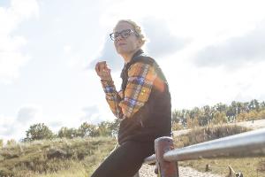 Zeit zum Durchatmen: Frische Luft und bewusste Reflexion können helfen, gut vorbereitet in den Winter zu starten - und einem Herbstblues vorbeugen.