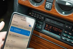 Blaupunkt Frankfurt RCM 82 DAB, Einbau in Mercedes W124 T-Modell
