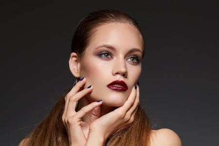 "Clean Grunge Make-up": Den Trend einfach nachschminken