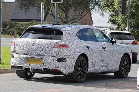 Erlkönig Bentley Urban SUV