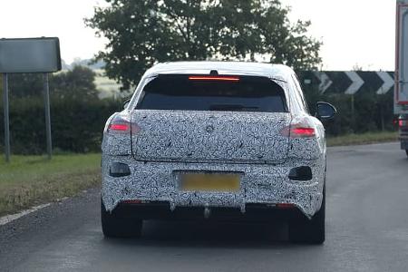 Erlkönig Bentley Urban SUV