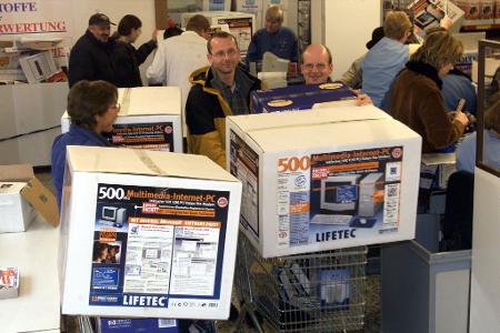 Das gute Preis-Leistungs-Verhältnis der Aldi-PCs lockte viele Kunden an. (Archivbild)