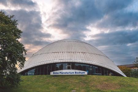 Planetarien
