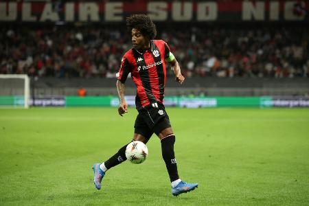Ex-Bayer Dante knackt Altersrekord