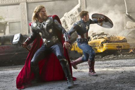 Thor (Chris Hemsworth)