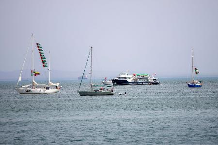 Die Aktivisten der Gaza-Hilfsflotte werfen Israel den Einsatz von Blendgranaten und Drohnen vor. (Archiv-Bild)