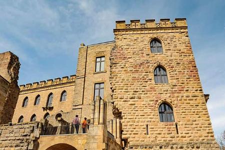 Hambacher Schloss, Vorderpfalz
